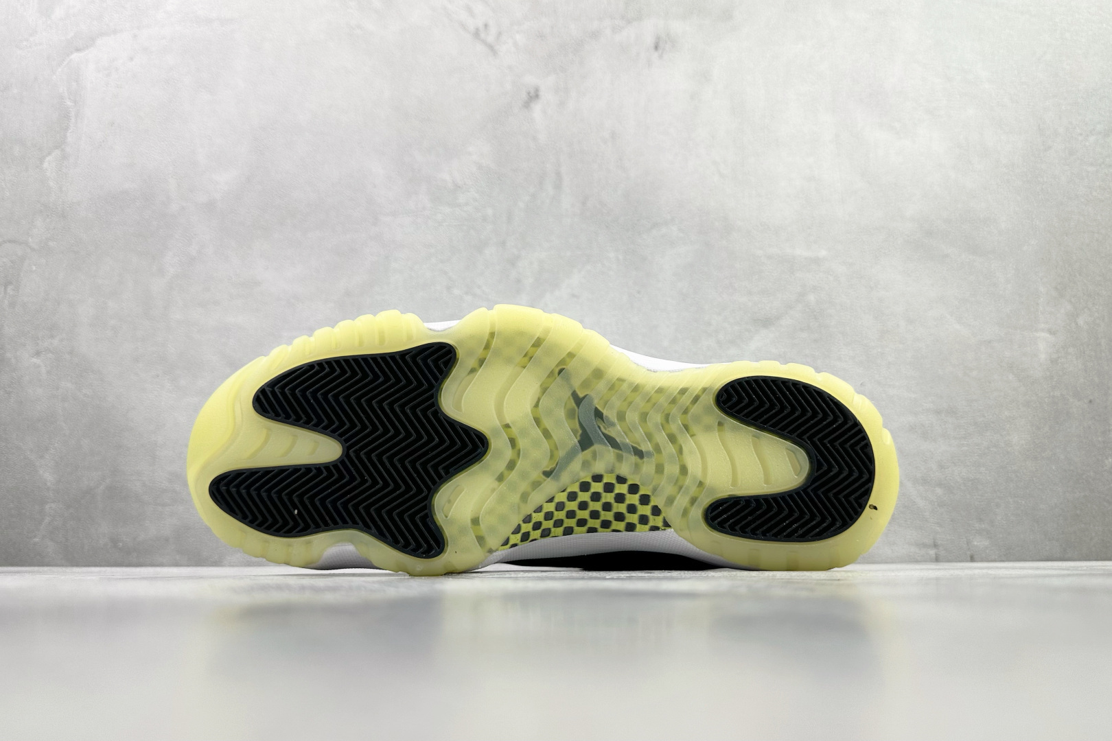 Jordan Air Jordan 11 黑色 IB1378-001-Top High Quatity Cheap Sneakers Fashion Clothing Clothes Bags handbags Shoes of all Brand wholesale With The best Quality And Beautiful Price from China Factory Chinese suppliers wholesaler seller Jordan Air Jordan 11 黑色 IB1378-001