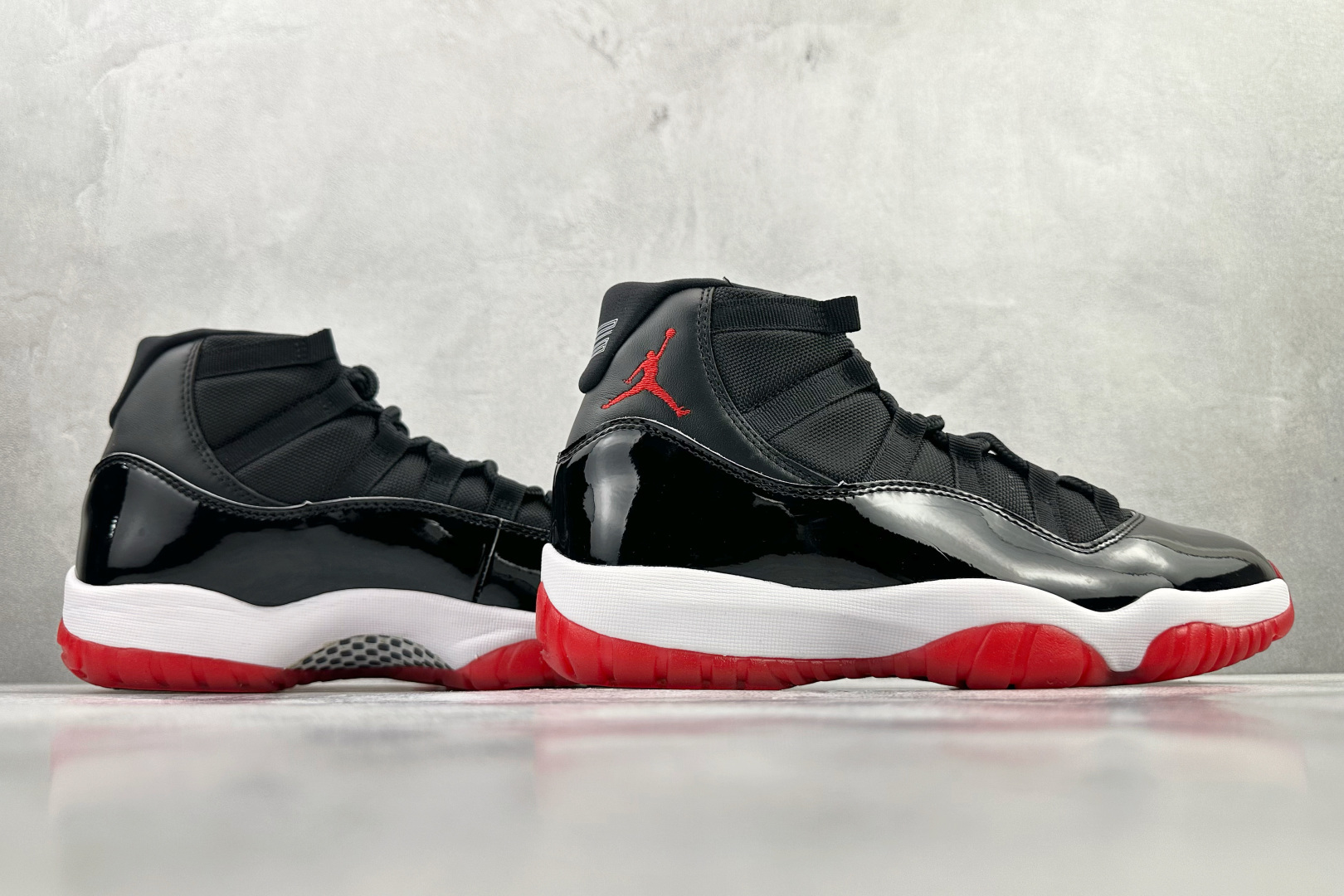 Jordan Air Jordan 11 bred 黑红白 378037-061-Top High Quatity Cheap Sneakers Fashion Clothing Clothes Bags handbags Shoes of all Brand wholesale With The best Quality And Beautiful Price from China Factory Chinese suppliers wholesaler seller Jordan Air Jordan 11 bred 黑红白 378037-061