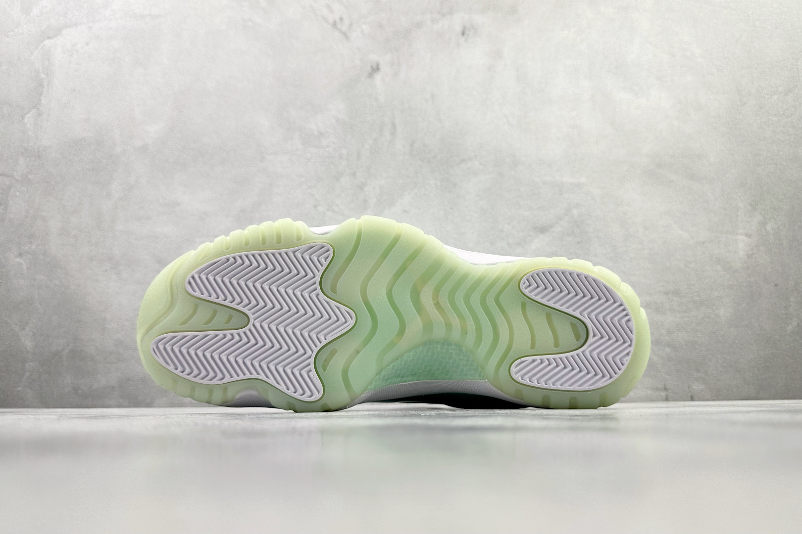 Jordan Air Jordan 11 薄荷绿 AH7860-103