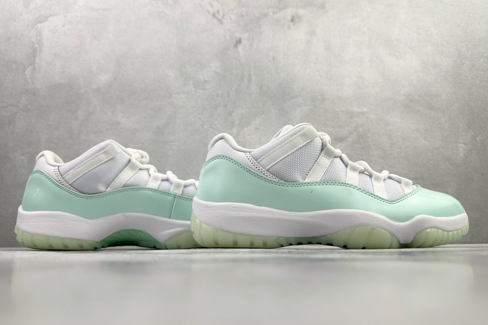 Jordan Air Jordan 11 薄荷绿 AH7860-103