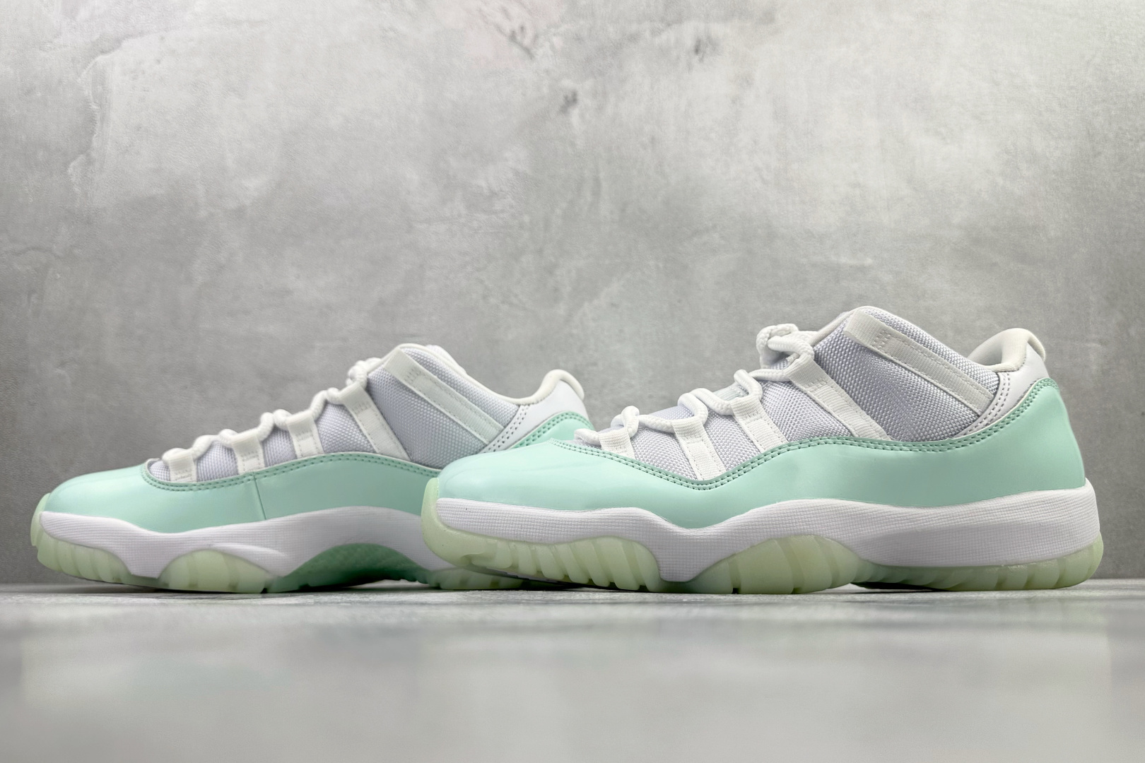 Jordan Air Jordan 11 薄荷绿 AH7860-103
