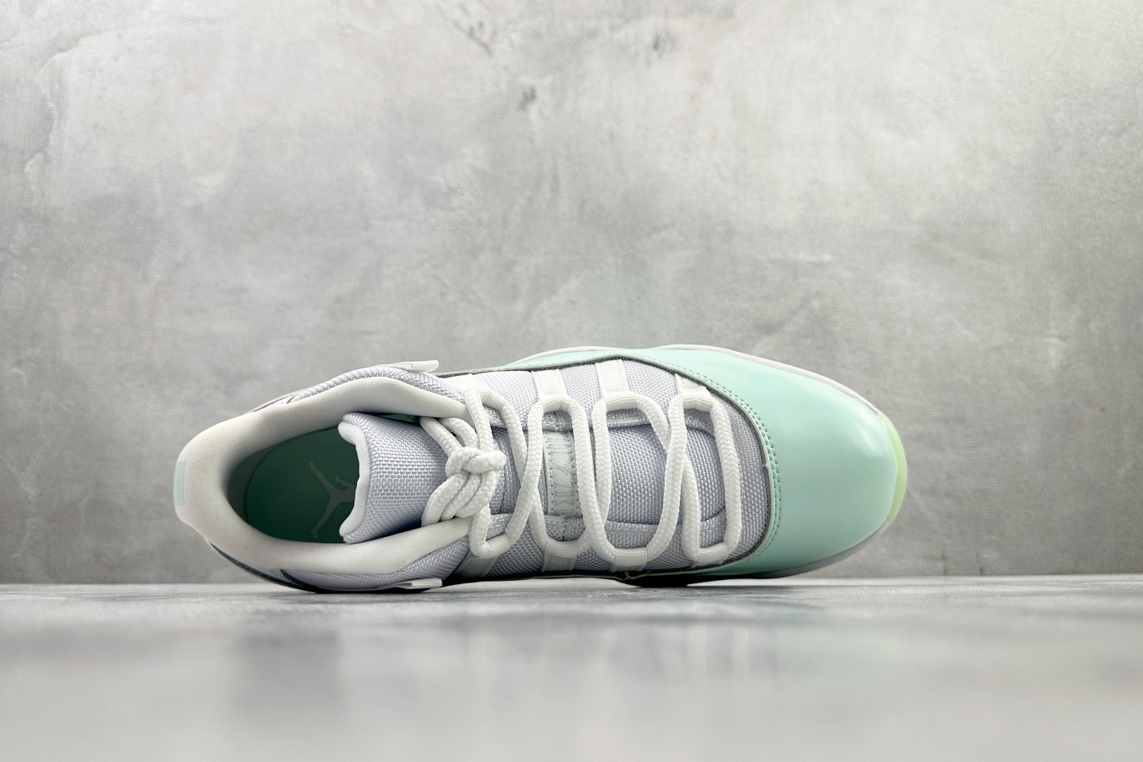 Jordan Air Jordan 11 薄荷绿 AH7860-103