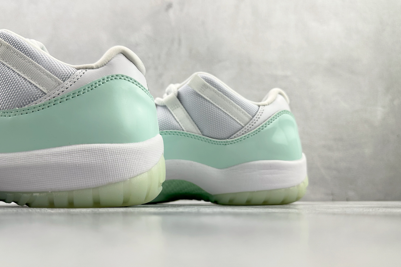 Jordan Air Jordan 11 薄荷绿 AH7860-103