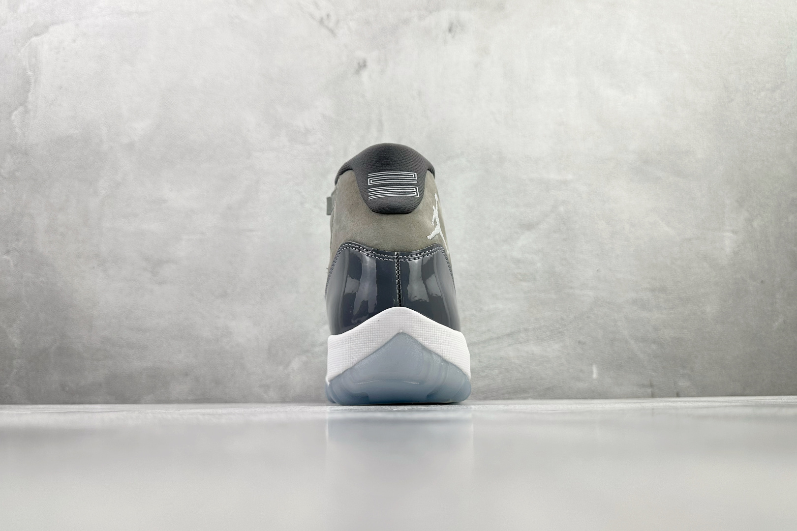 350 Jordan Air Jordan 11 retro cool grey 灰白 CT8012-005-Chinese UA Cheap High Quatity Brand Clothes Bags handbags Sneakers wholesale wholesaler seller from China Factory suppliers Fashion Clothing Shoes best Quality Beautiful Price 350 Jordan Air Jordan 11 retro cool grey 灰白 CT8012-005