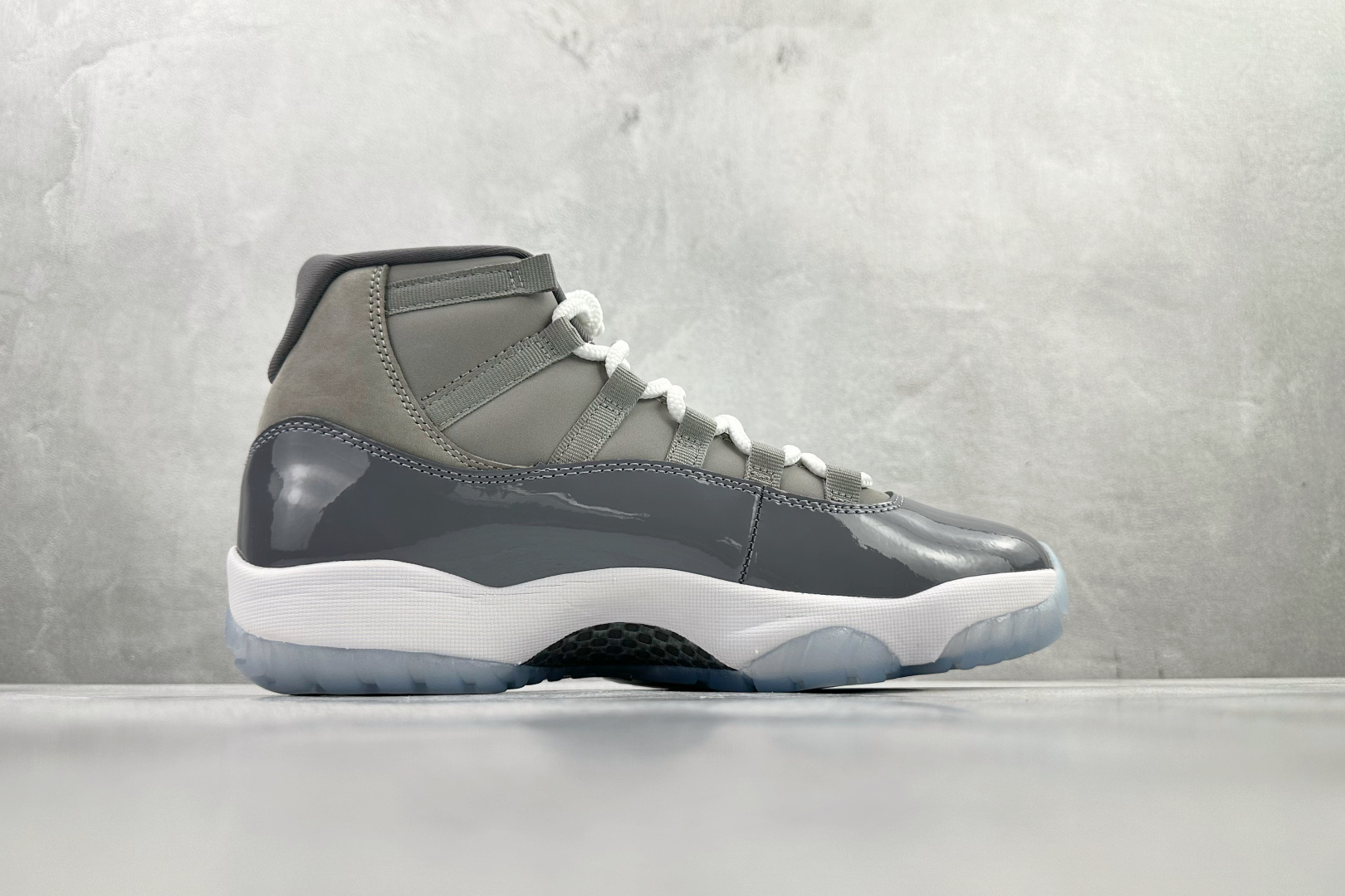 350 Jordan Air Jordan 11 retro cool grey 灰白 CT8012-005-Chinese UA Cheap High Quatity Brand Clothes Bags handbags Sneakers wholesale wholesaler seller from China Factory suppliers Fashion Clothing Shoes best Quality Beautiful Price 350 Jordan Air Jordan 11 retro cool grey 灰白 CT8012-005