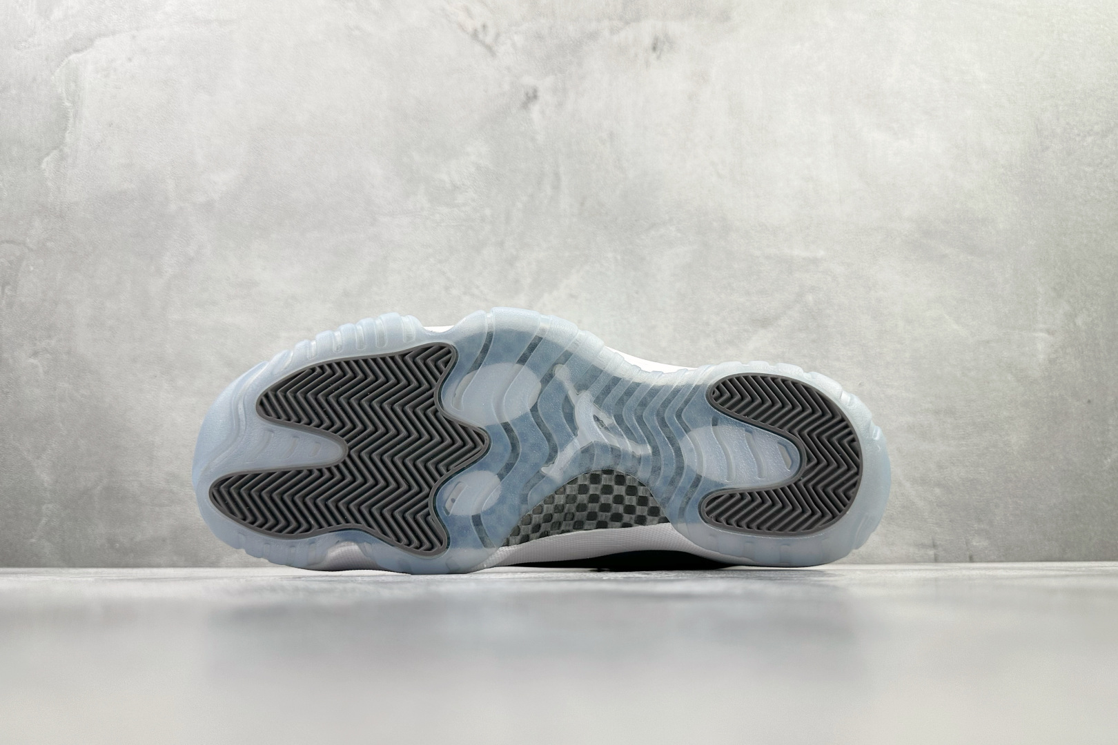 350 Jordan Air Jordan 11 retro cool grey 灰白 CT8012-005-Chinese UA Cheap High Quatity Brand Clothes Bags handbags Sneakers wholesale wholesaler seller from China Factory suppliers Fashion Clothing Shoes best Quality Beautiful Price 350 Jordan Air Jordan 11 retro cool grey 灰白 CT8012-005