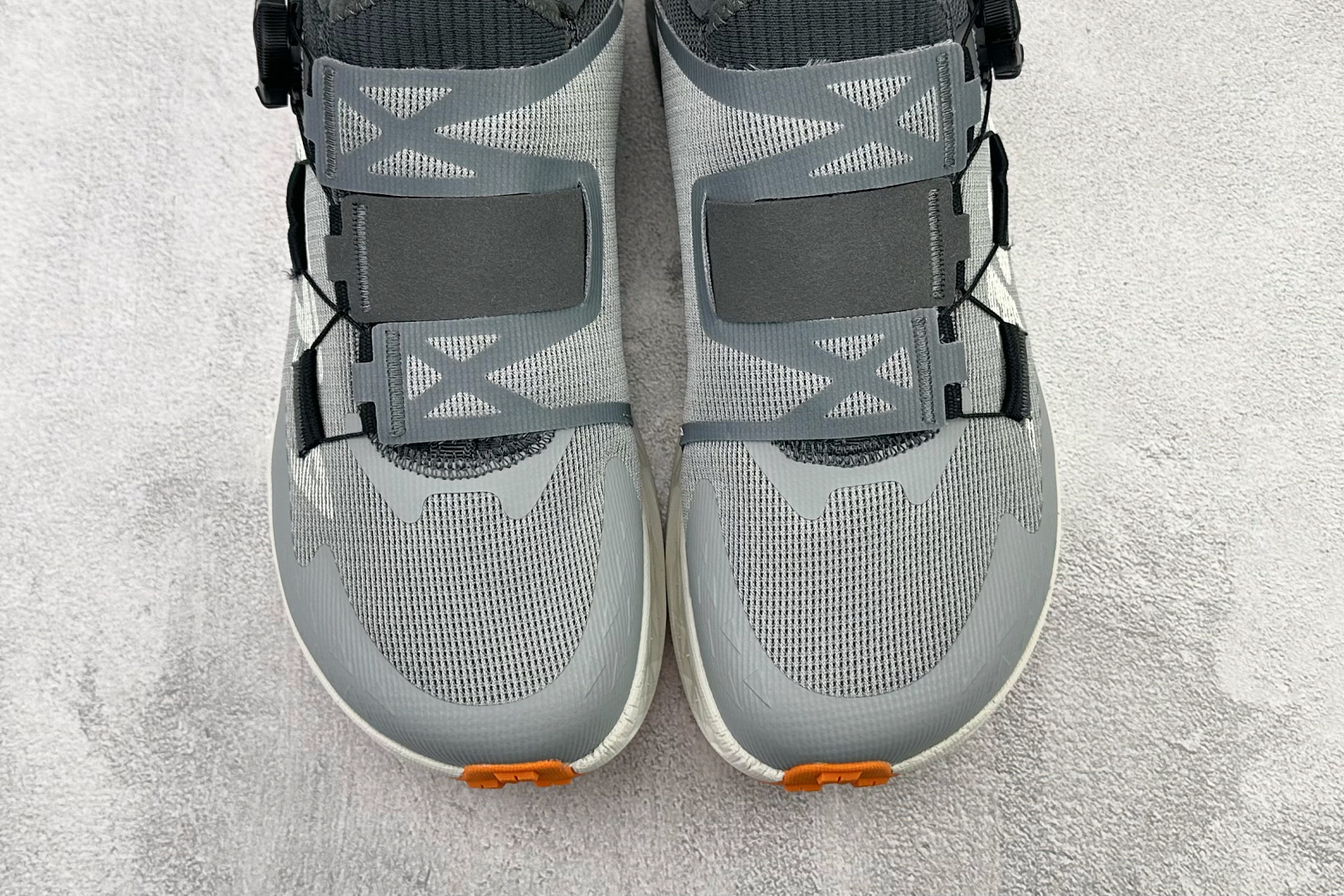 平台专供 Altra TIMP 5 BOA灰色 AL0A85Q9-280-Top High Quatity Cheap Sneakers Fashion Clothing Clothes Bags handbags Shoes of all Brand wholesale With The best Quality And Beautiful Price from China Factory Chinese suppliers wholesaler seller 平台专供 Altra TIMP 5 BOA灰色 AL0A85Q9-280
