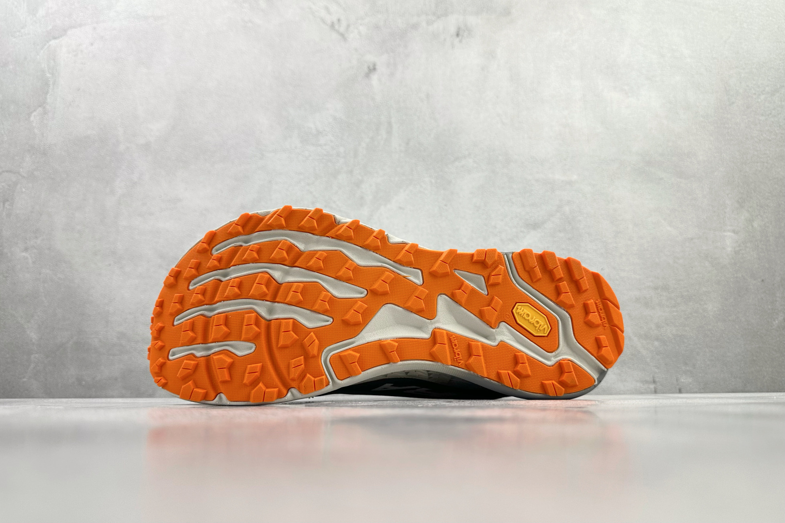 平台专供 Altra TIMP 5 BOA灰色 AL0A85Q9-280-Top High Quatity Cheap Sneakers Fashion Clothing Clothes Bags handbags Shoes of all Brand wholesale With The best Quality And Beautiful Price from China Factory Chinese suppliers wholesaler seller 平台专供 Altra TIMP 5 BOA灰色 AL0A85Q9-280