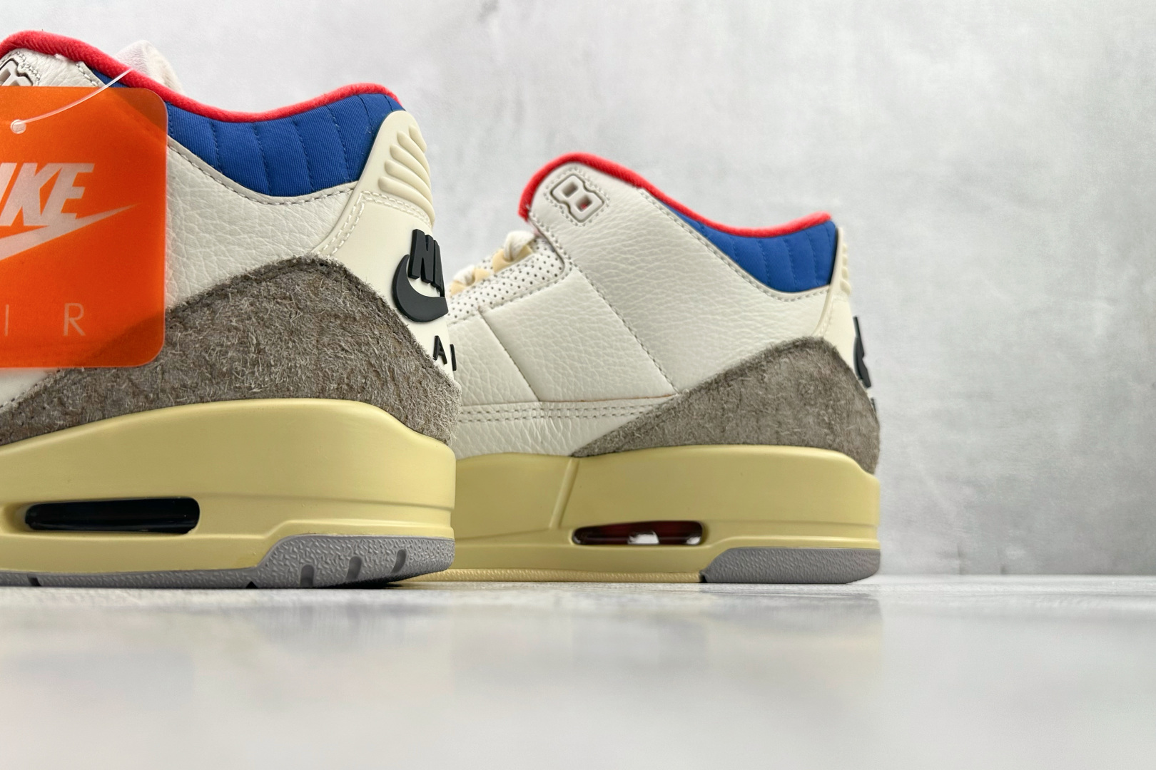 XP 平台专供 Jordan Air Jordan 3 RETRO OG SP “White/Sport