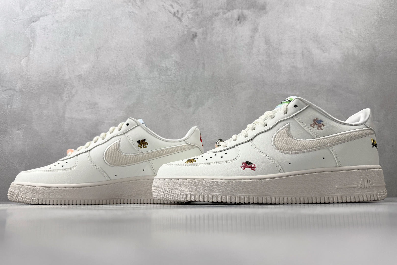 口碑之作 Nike Air Force 1 '07 马年限定 CNY新年款 脱缰系列 白色 IQ1143-100 口碑之作 Nike Air Force 1 '07 马年限定 CNY新年款 脱缰系列 白色 IQ1143-100