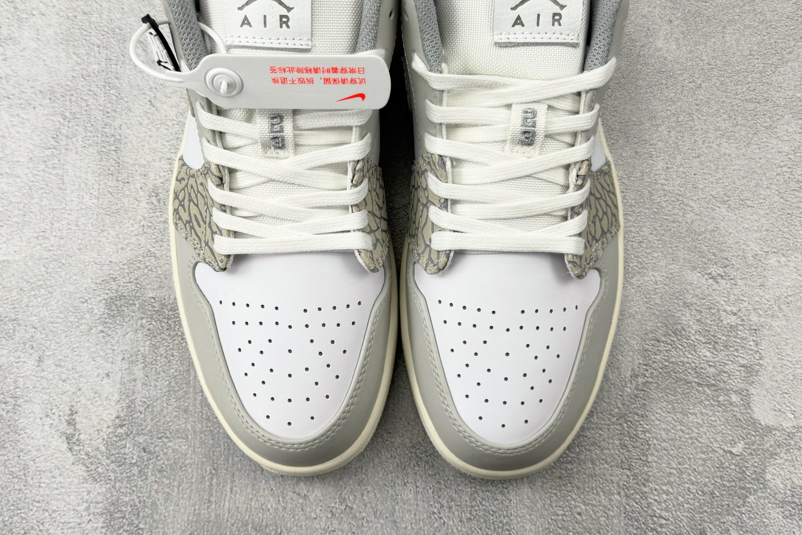 平台爆款 Jordan Air Jordan 1 low p”elephant print” 爆裂纹 白灰 DH4269-100
