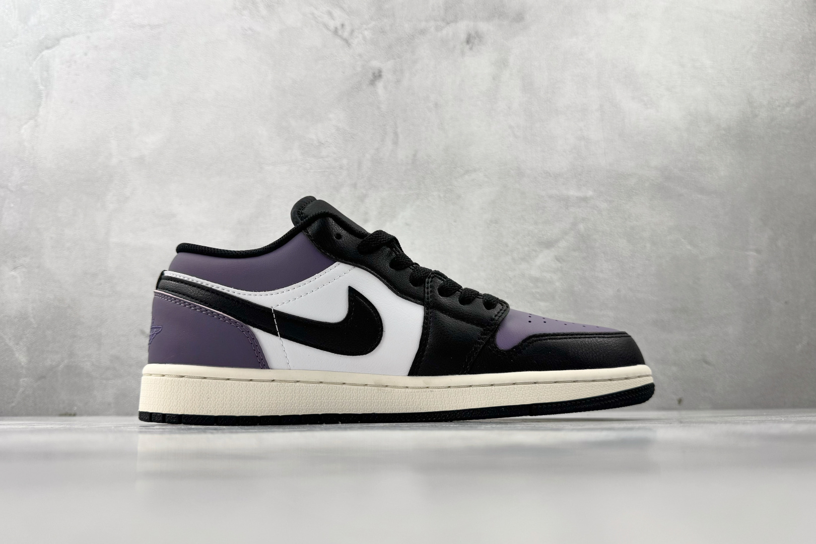平台爆款 Jordan Air Jordan 1 白紫 553560-081 平台爆款 Jordan Air Jordan 1 白紫 553560-081
