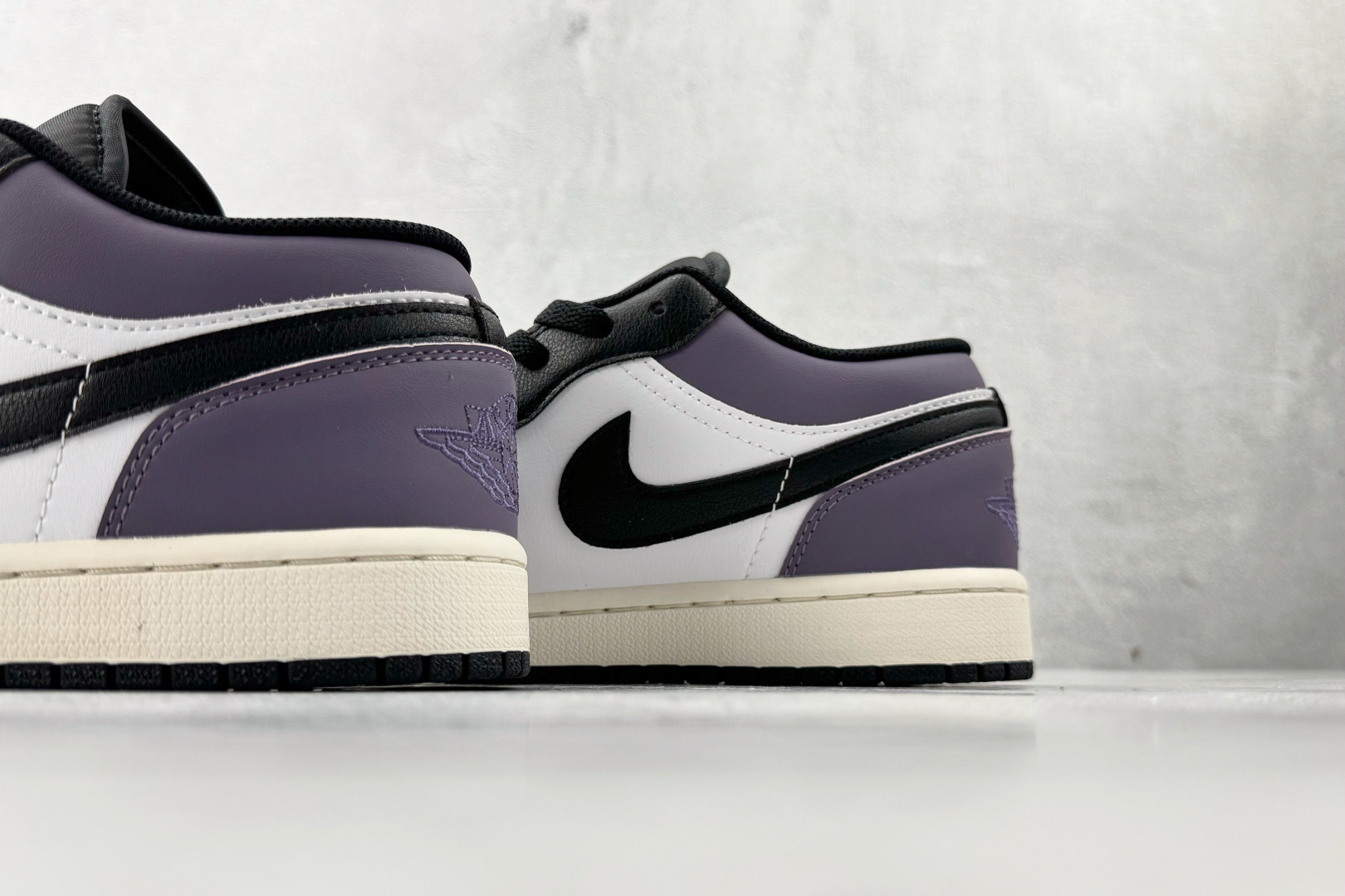 平台爆款 Jordan Air Jordan 1 白紫 553560-081 平台爆款 Jordan Air Jordan 1 白紫 553560-081