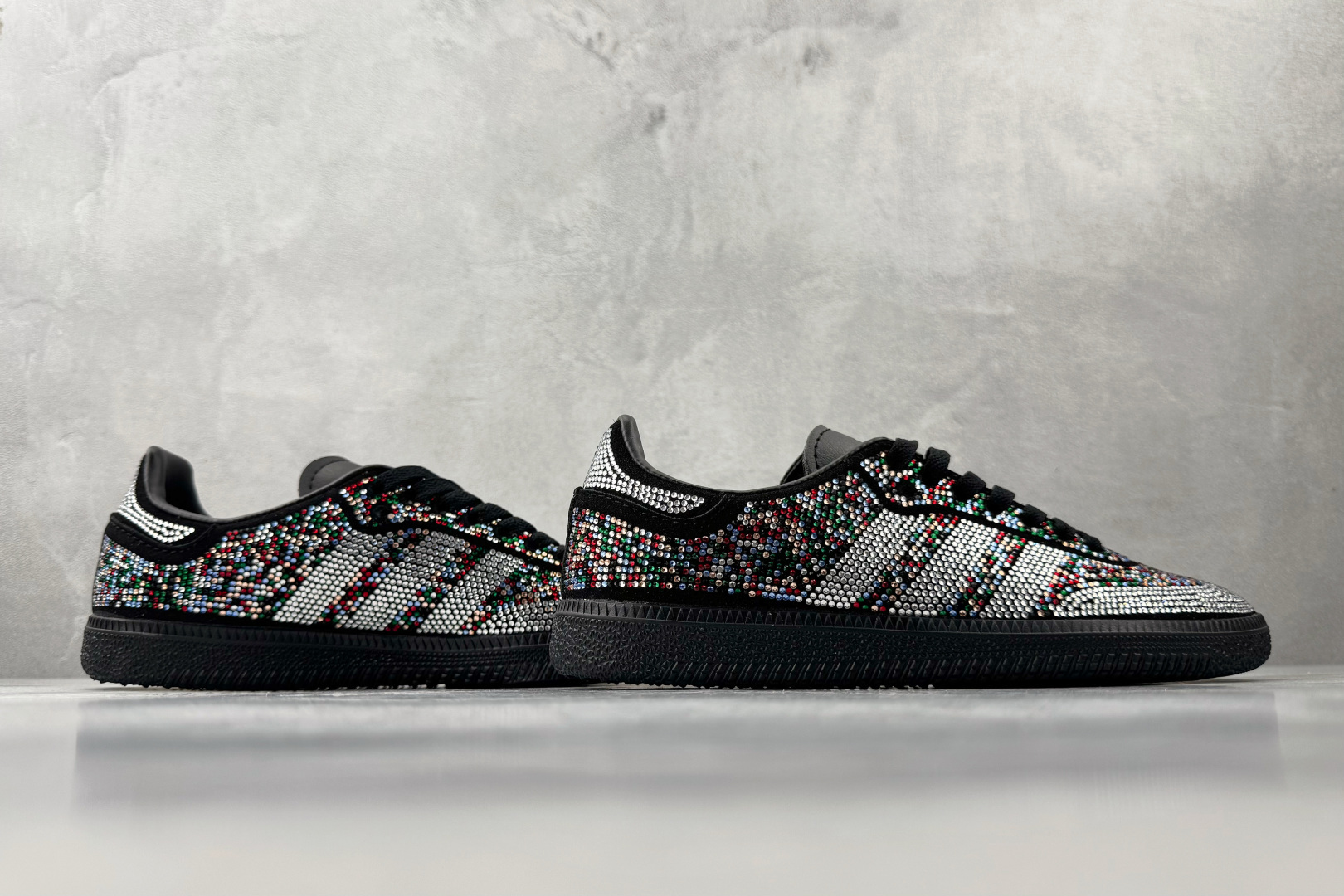 出口订单 adidas originals SAMBA 黑色 KJ2510 出口订单 adidas originals SAMBA 黑色 KJ2510