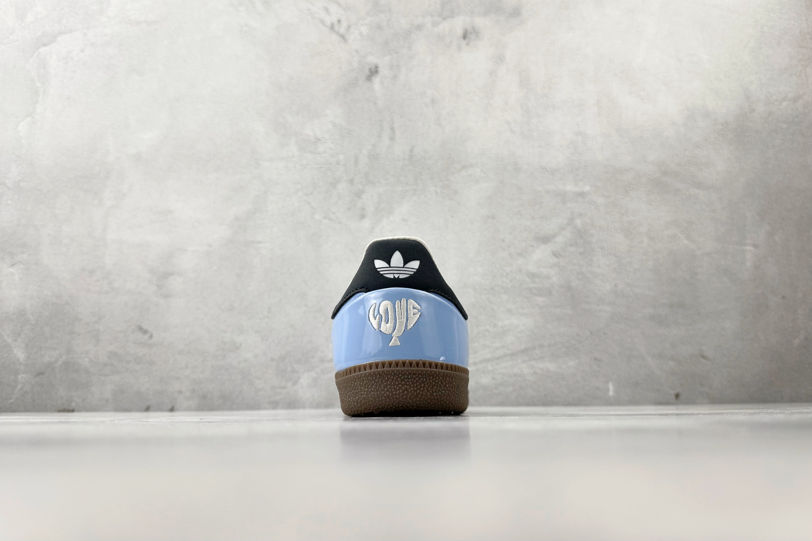 出口订单 adidas originals Samba JP 情人节限定 蓝色 KJ7302 出口订单 adidas originals Samba JP 情人节限定 蓝色 KJ7302