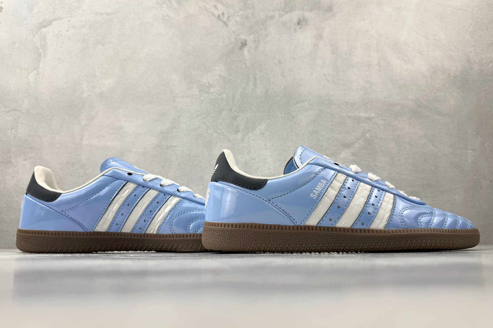 出口订单 adidas originals Samba JP 情人节限定 蓝色 KJ7302 出口订单 adidas originals Samba JP 情人节限定 蓝色 KJ7302