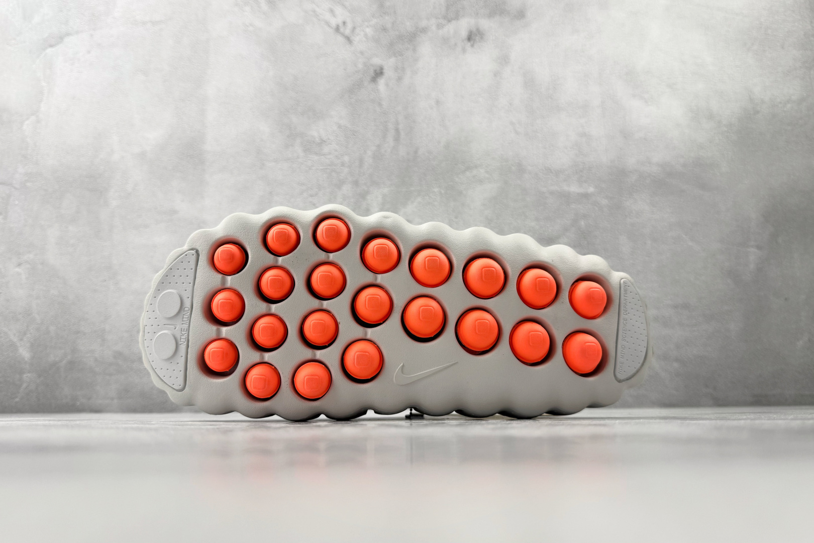 N 版 东南亚订单 Nike Mind 001 灰色货号：HQ4307-003尺码：36 36.5 37