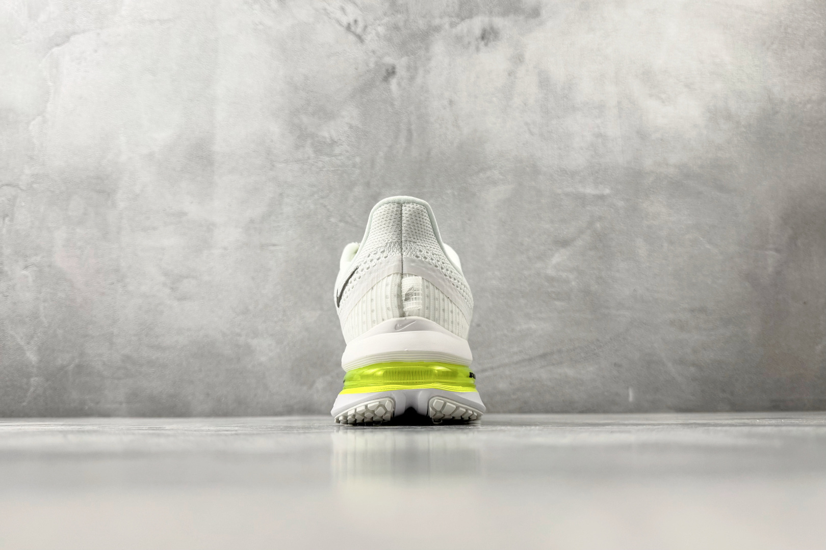 Nike Pegasus Premium 白绿 HQ2592-100 Nike Pegasus Premium 白绿 HQ2592-100