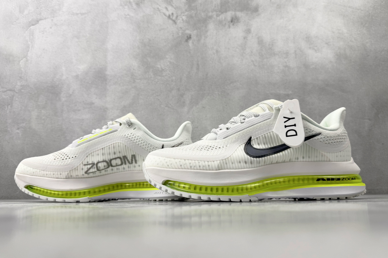Nike Pegasus Premium 白绿 HQ2592-100 Nike Pegasus Premium 白绿 HQ2592-100
