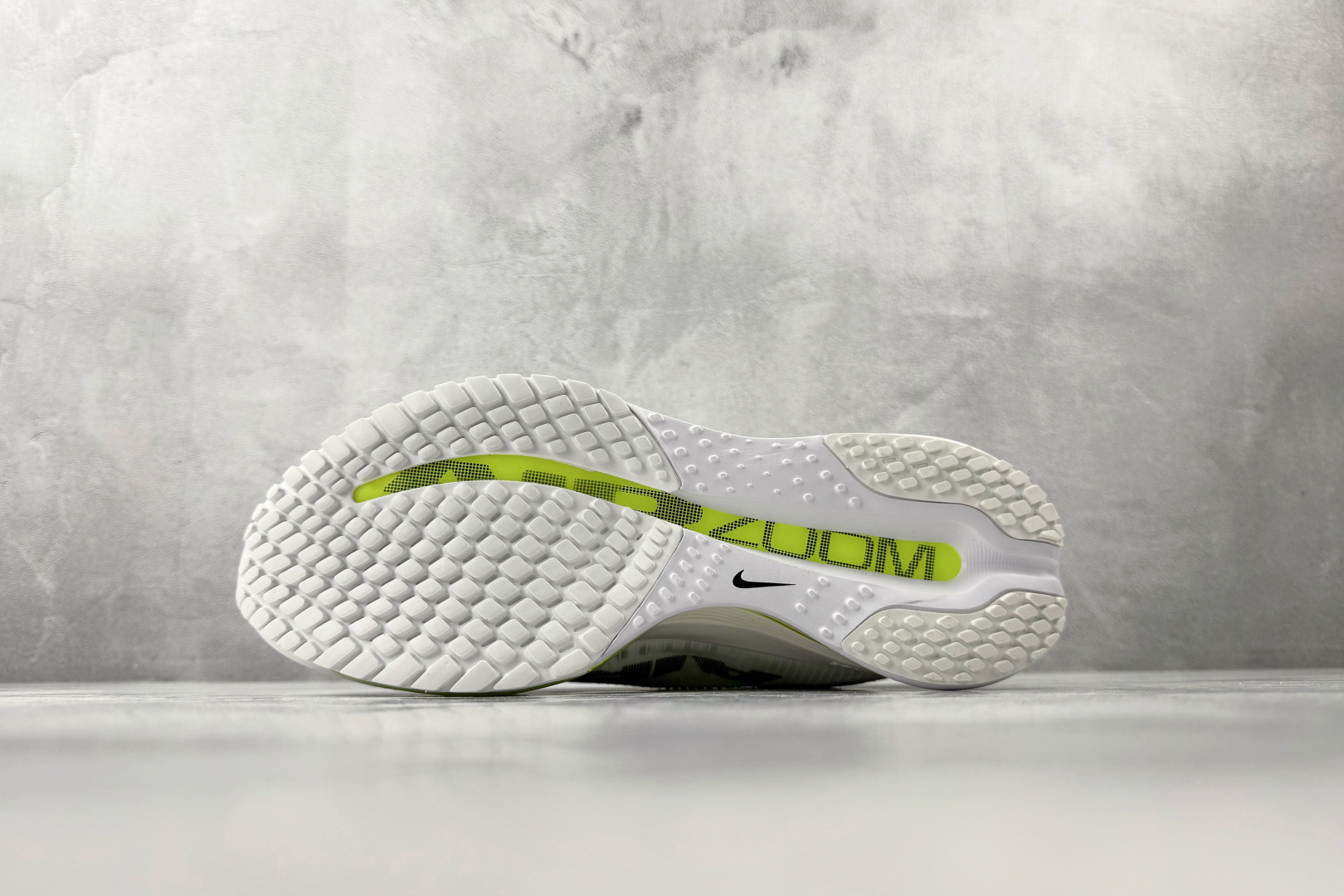 Nike Pegasus Premium 白绿 HQ2592-100 Nike Pegasus Premium 白绿 HQ2592-100