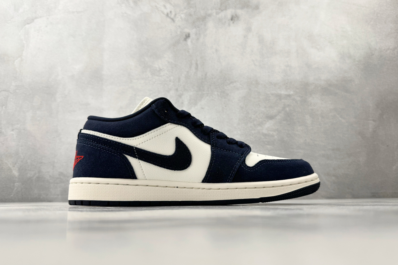 Jordan Air Jordan 1 海军蓝 IO7448-400 Jordan Air Jordan 1 海军蓝 IO7448-400
