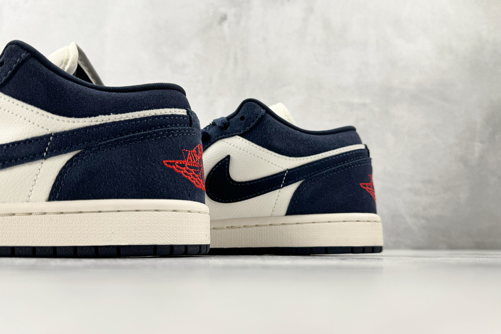 Jordan Air Jordan 1 海军蓝 IO7448-400 Jordan Air Jordan 1 海军蓝 IO7448-400