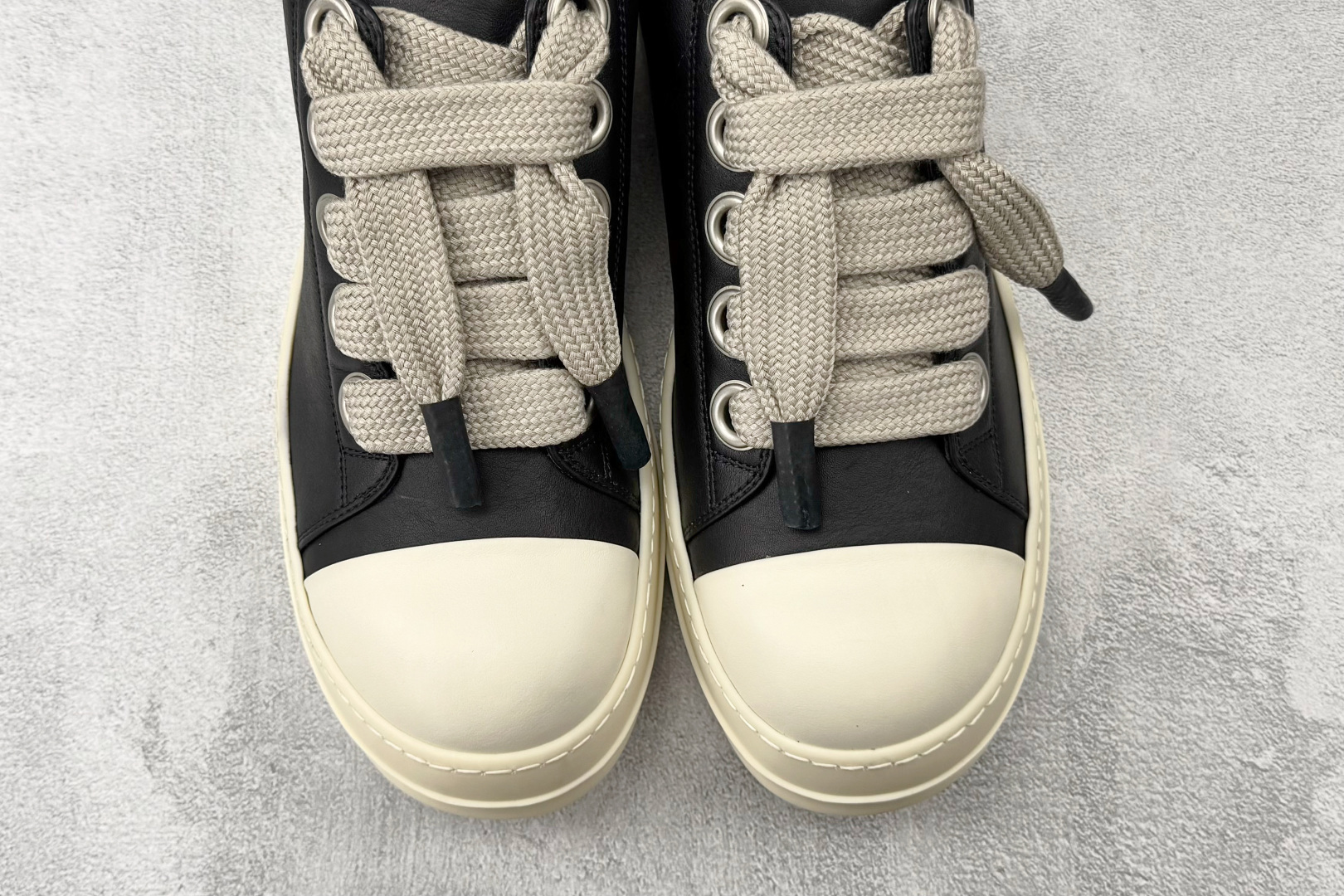 RICK OWENS/RO Hollywood Jumbolaced 黑色 RU01E5893LCOW2-911 RICK OWENS/RO Hollywood Jumbolaced 黑色 RU01E5893LCOW2-911