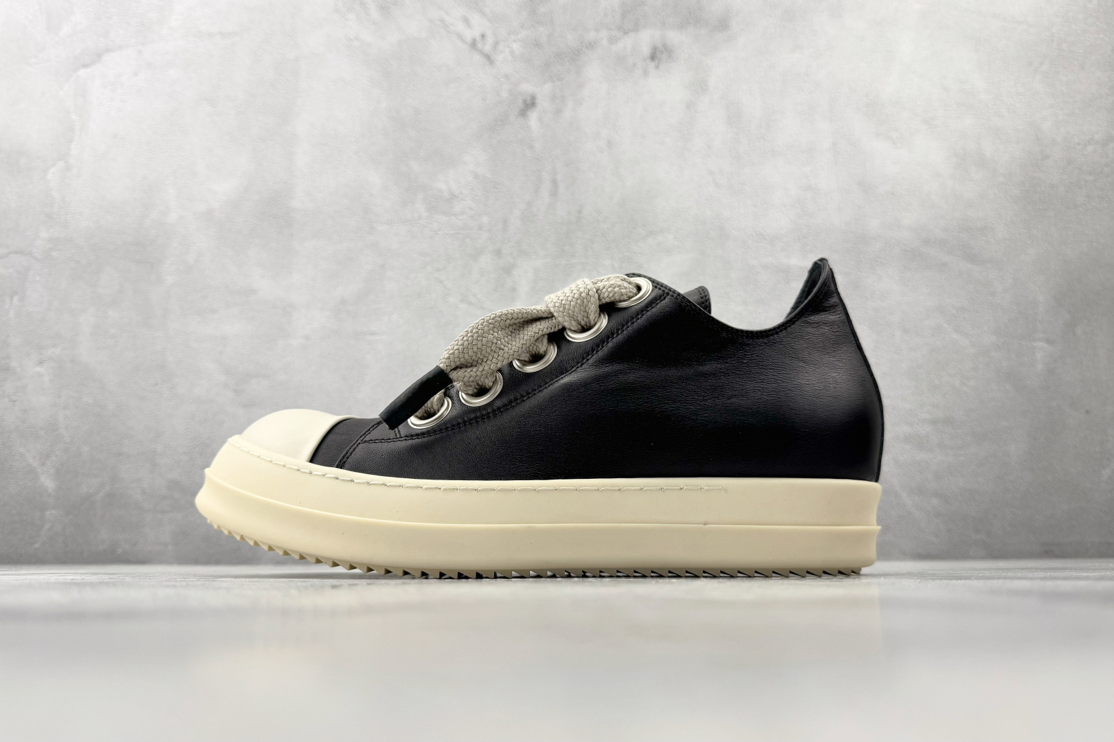 RICK OWENS/RO Hollywood Jumbolaced 黑色 RU01E5893LCOW2-911 RICK OWENS/RO Hollywood Jumbolaced 黑色 RU01E5893LCOW2-911