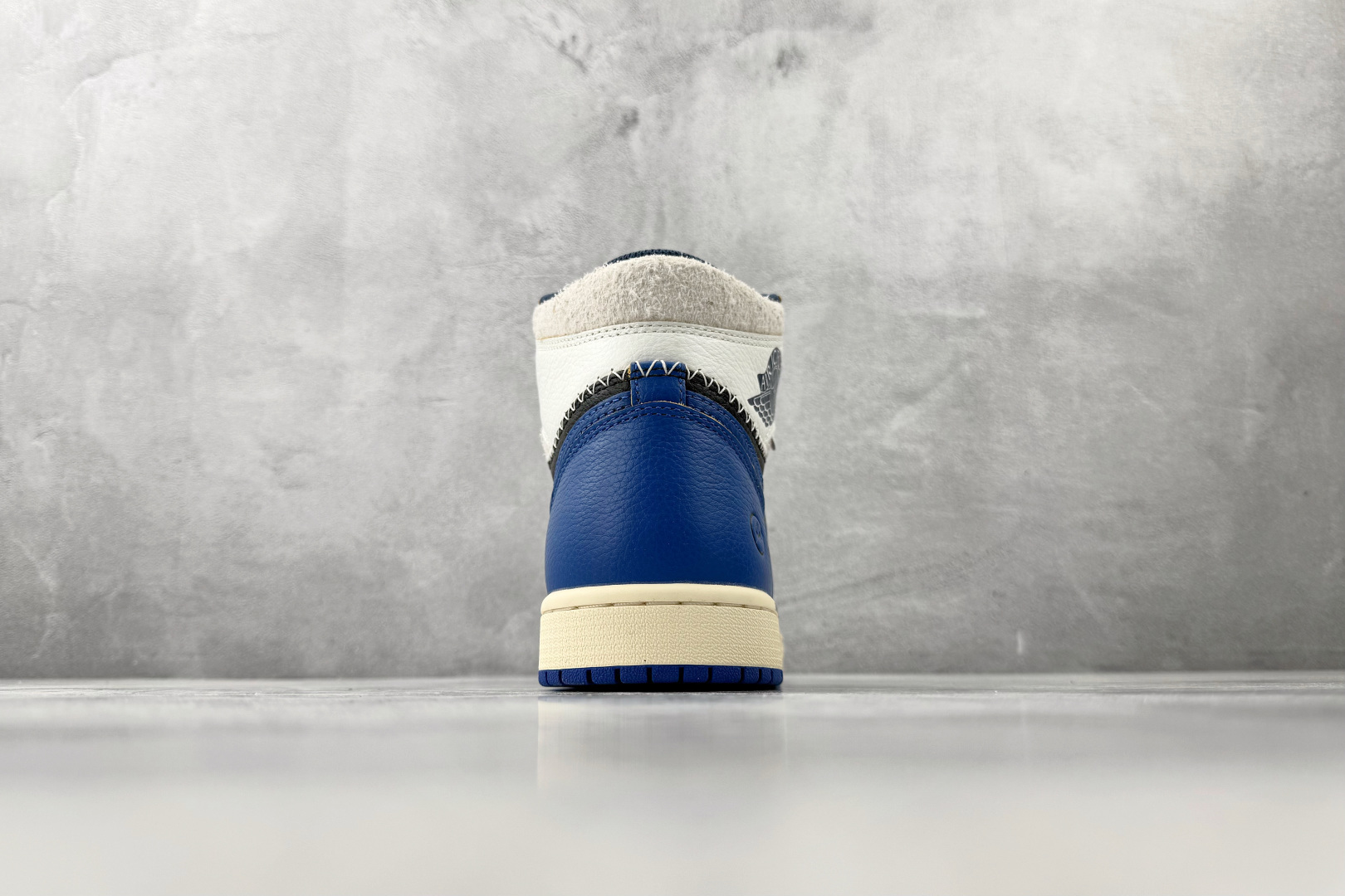 Union x Fragment Design × Jordan Air Jordan 1 High SP Royal 黑白蓝 IO7847-001 Union x Fragment Design × Jordan Air Jordan 1 High SP Royal 黑白蓝 IO7847-001