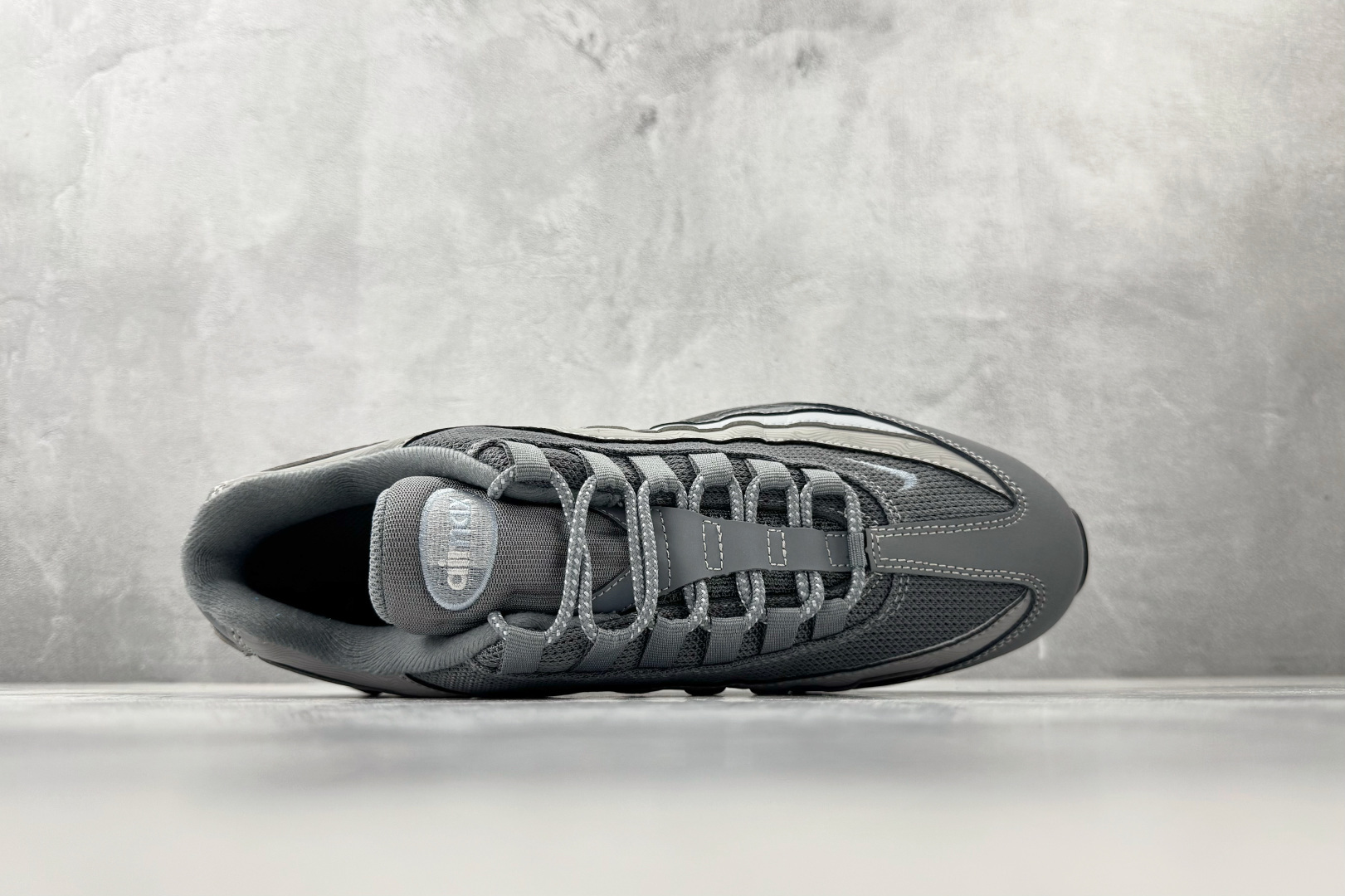 平台专供 Nike Air Max 95 灰色 IB7682-001