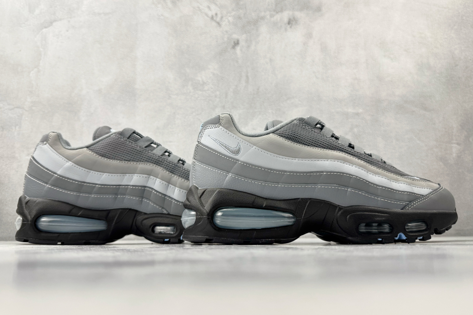 平台专供 Nike Air Max 95 灰色 IB7682-001