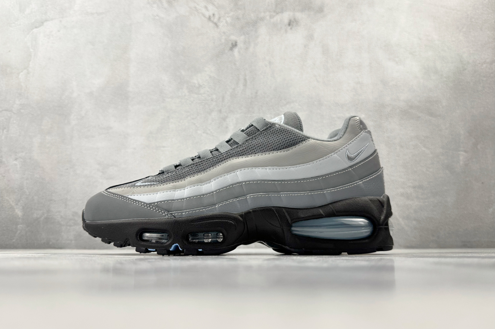 平台专供 Nike Air Max 95 灰色 IB7682-001
