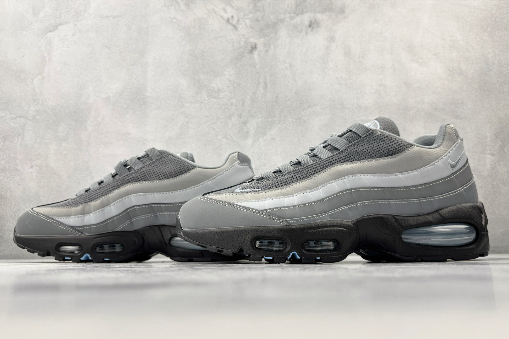 平台专供 Nike Air Max 95 灰色 IB7682-001