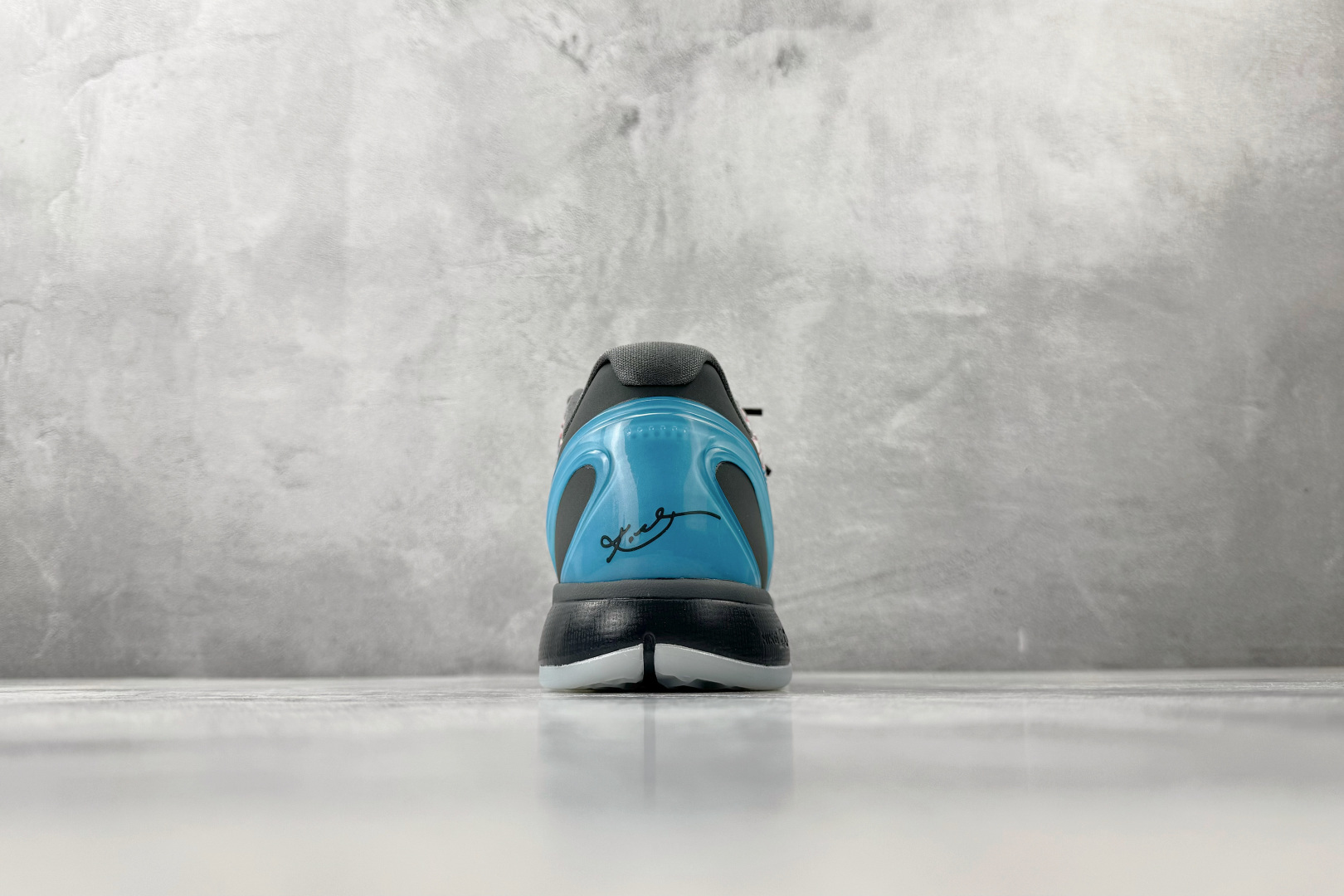 纯原生产线 Nike Zoom Kobe 6 All-Star 3D Hollywood 2026 Protro 鸳鸯 红蓝色 IQ3902-002 纯原生产线 Nike Zoom Kobe 6 All-Star 3D Hollywood 2026 Protro 鸳鸯 红蓝色 IQ3902-002