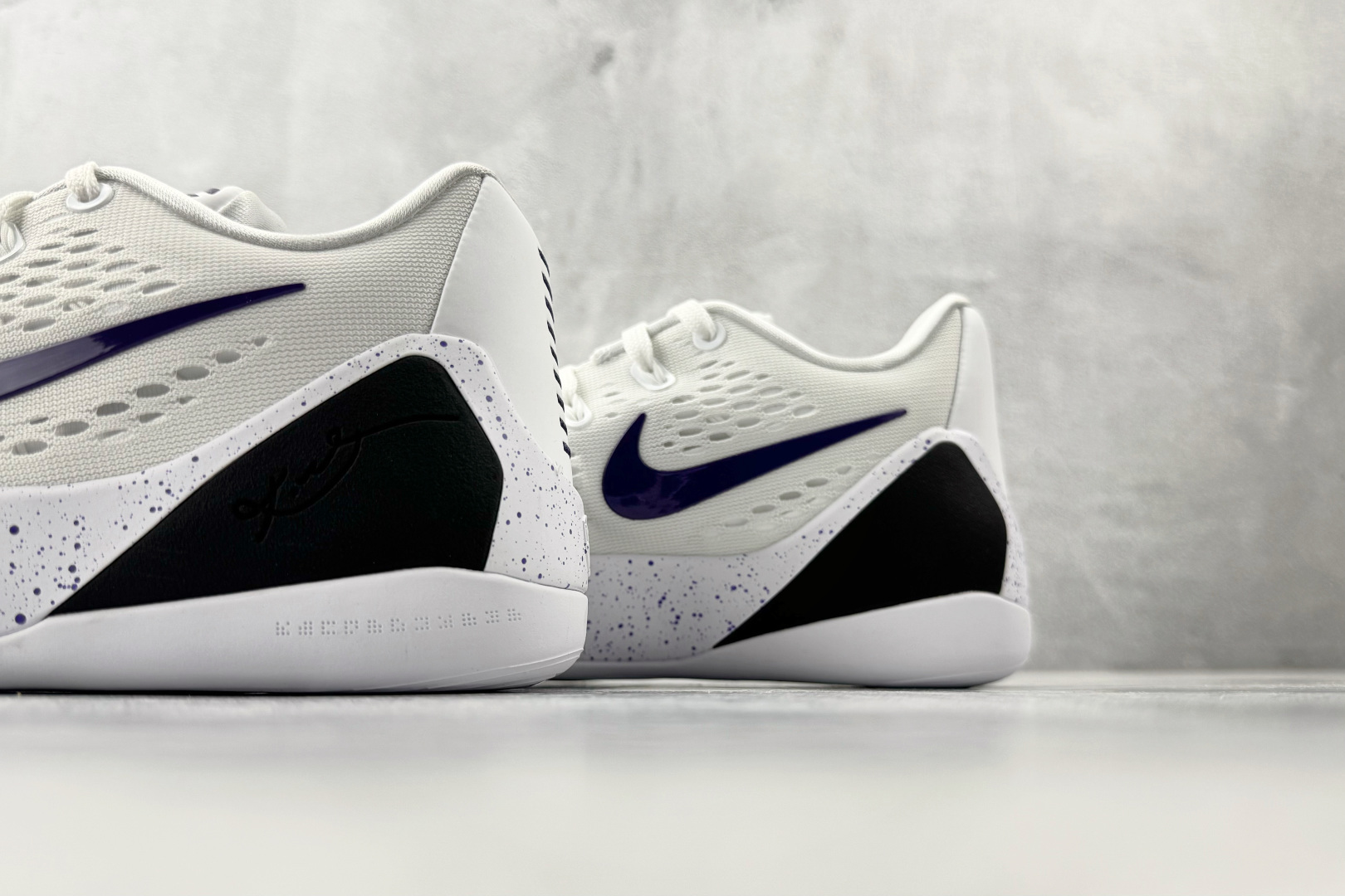顶级完美复刻 Nike Kobe 9 Elite Low EM Protro 白紫色 IH1401-100 顶级完美复刻 Nike Kobe 9 Elite Low EM Protro 白紫色 IH1401-100