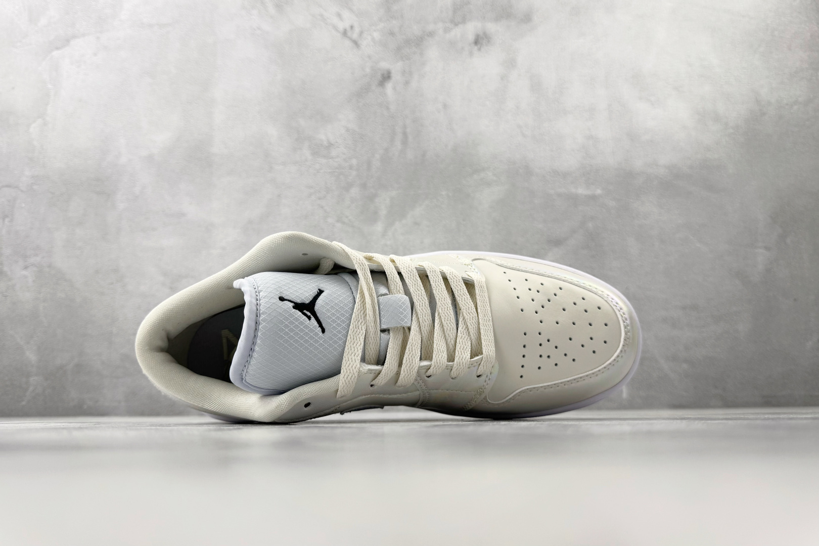 平台爆款 Jordan Air Jordan 1 Low WMNS CNY ”蛇年限定”白棕色 HF4080-001 平台爆款 Jordan Air Jordan 1 Low WMNS CNY ”蛇年限定”白棕色 HF4080-001