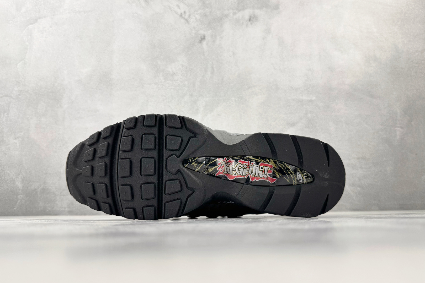口碑神作 Nike Air Max 95 灰色 II7404-100 口碑神作 Nike Air Max 95 灰色 II7404-100