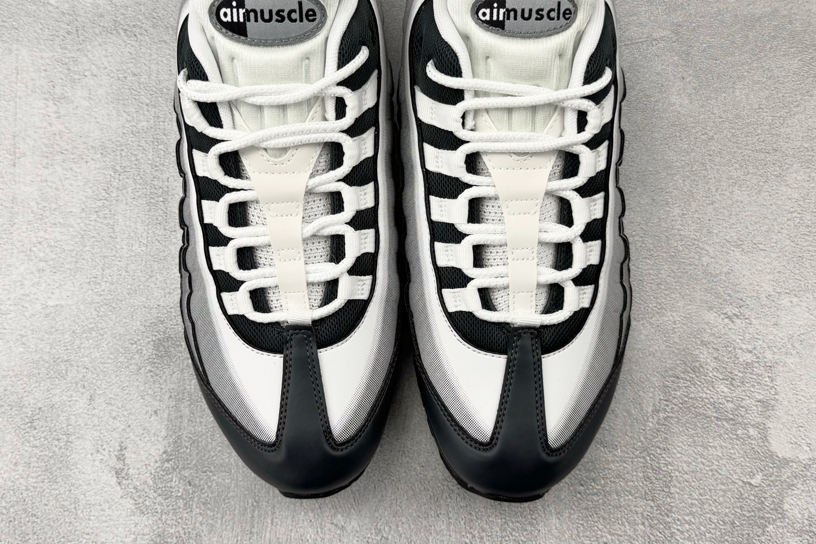 口碑神作 Nike Air Max 95 灰色 II7404-100 口碑神作 Nike Air Max 95 灰色 II7404-100
