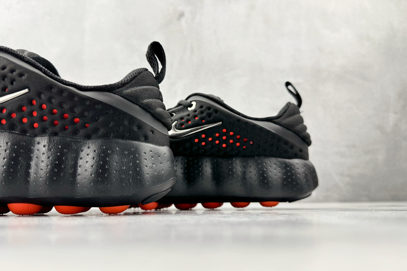 N版 东南亚订单 Nike Mind 002 黑色货号：HQ4308 001尺码：36 36.5 37 