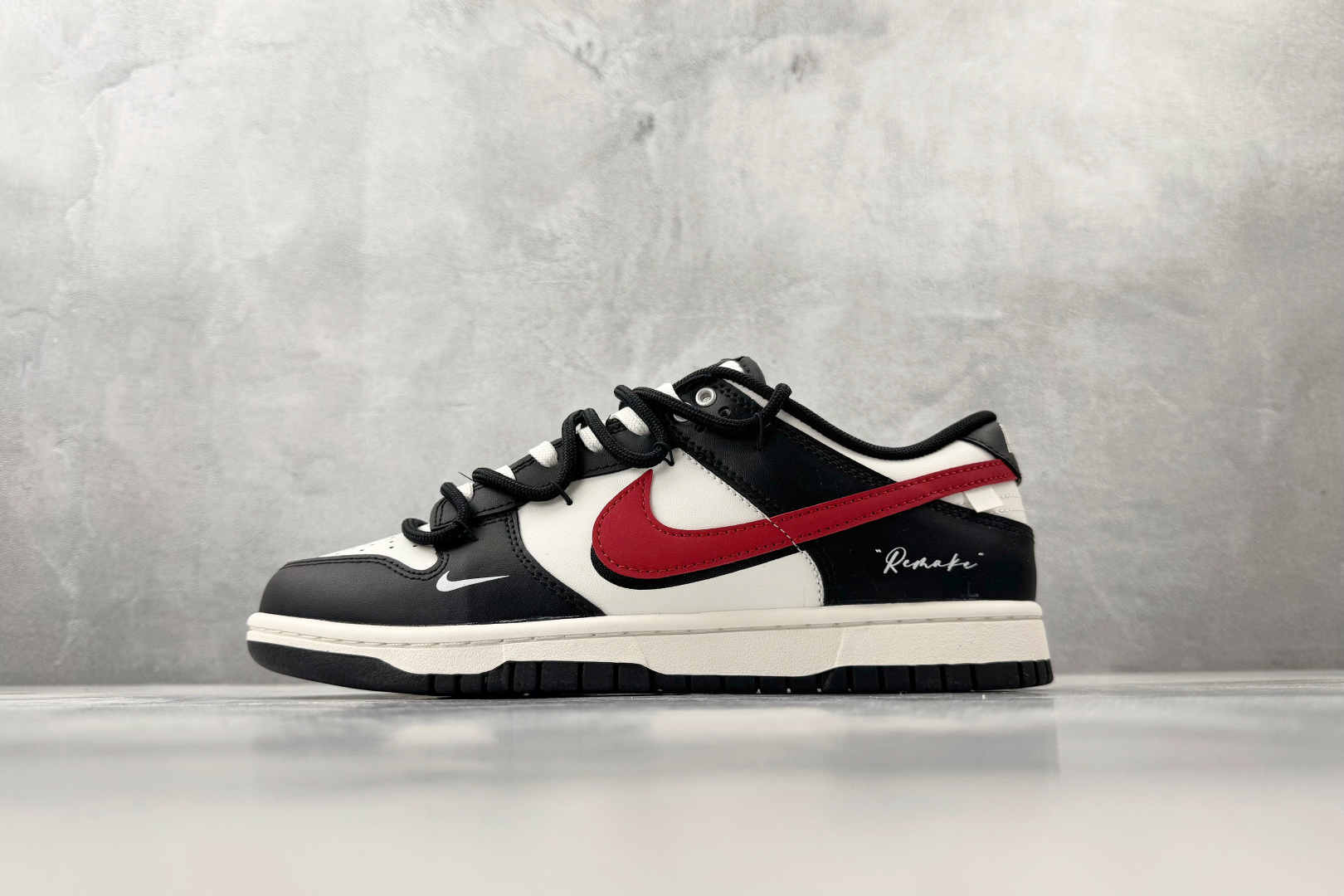 定制球鞋 Nike Dunk 绯红之月 黑白红 BR0620-121