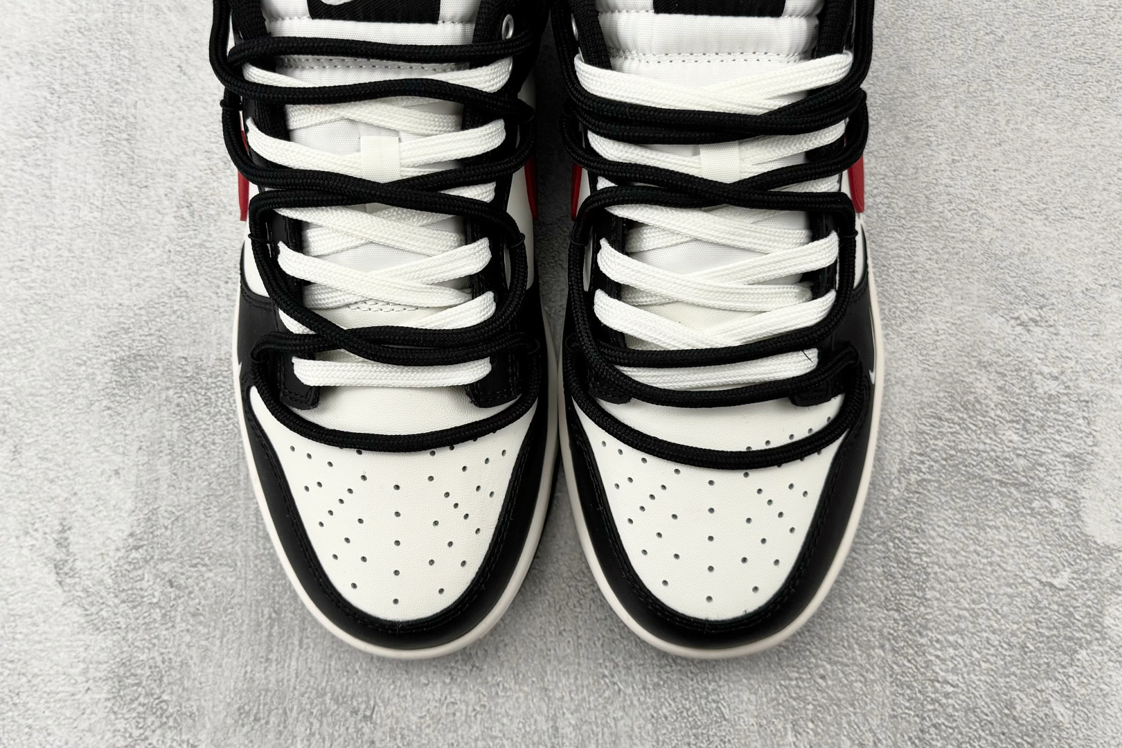 定制球鞋 Nike Dunk 绯红之月 黑白红 BR0620-121