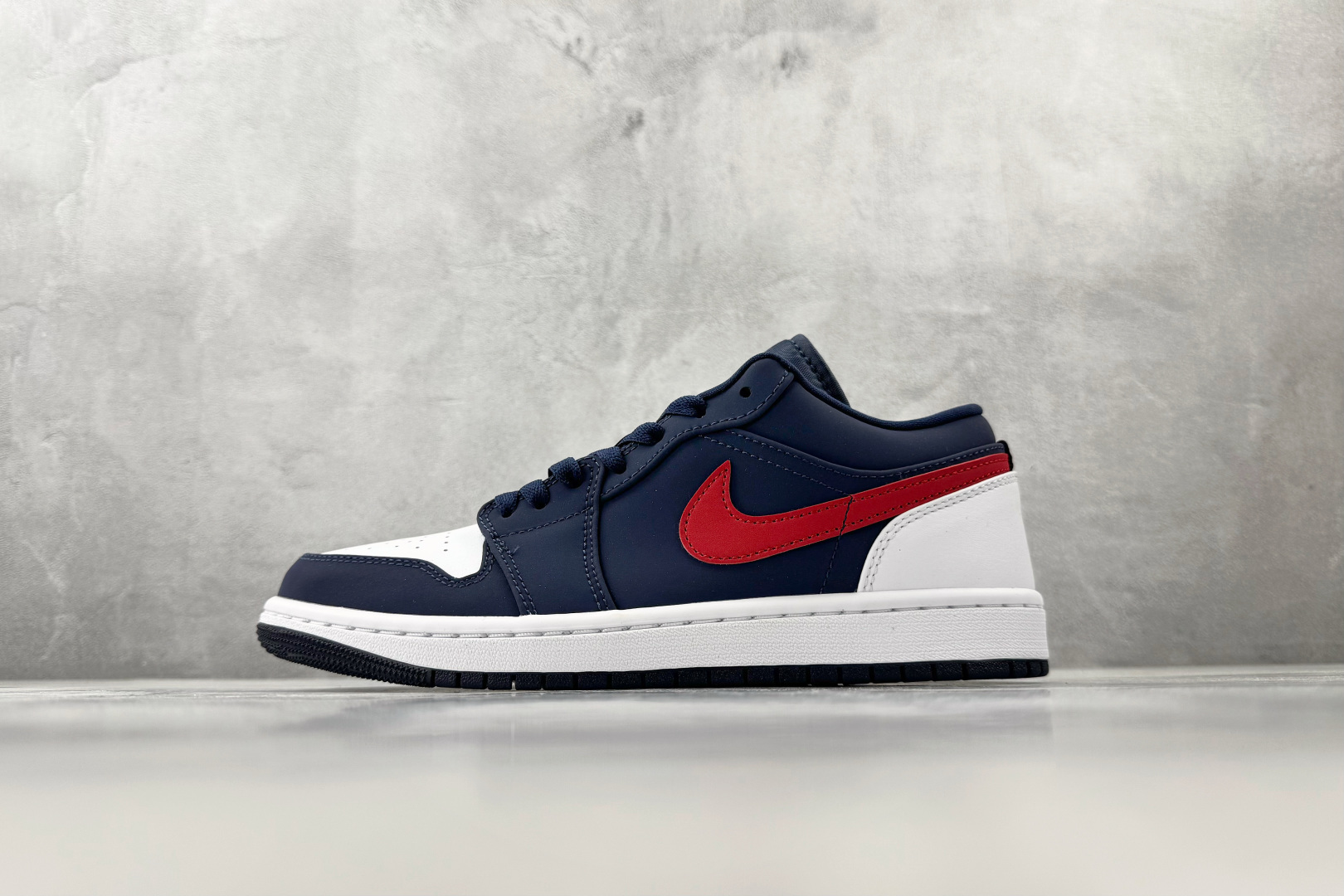 Jordan Air Jordan 1 low 爱国者 蓝红 CZ8454-400 Jordan Air Jordan 1 low 爱国者 蓝红 CZ8454-400