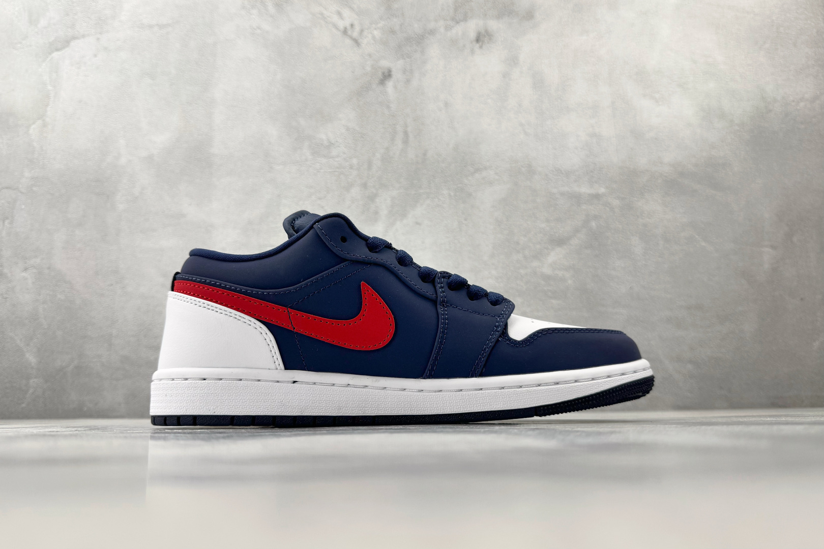 Jordan Air Jordan 1 low 爱国者 蓝红 CZ8454-400 Jordan Air Jordan 1 low 爱国者 蓝红 CZ8454-400