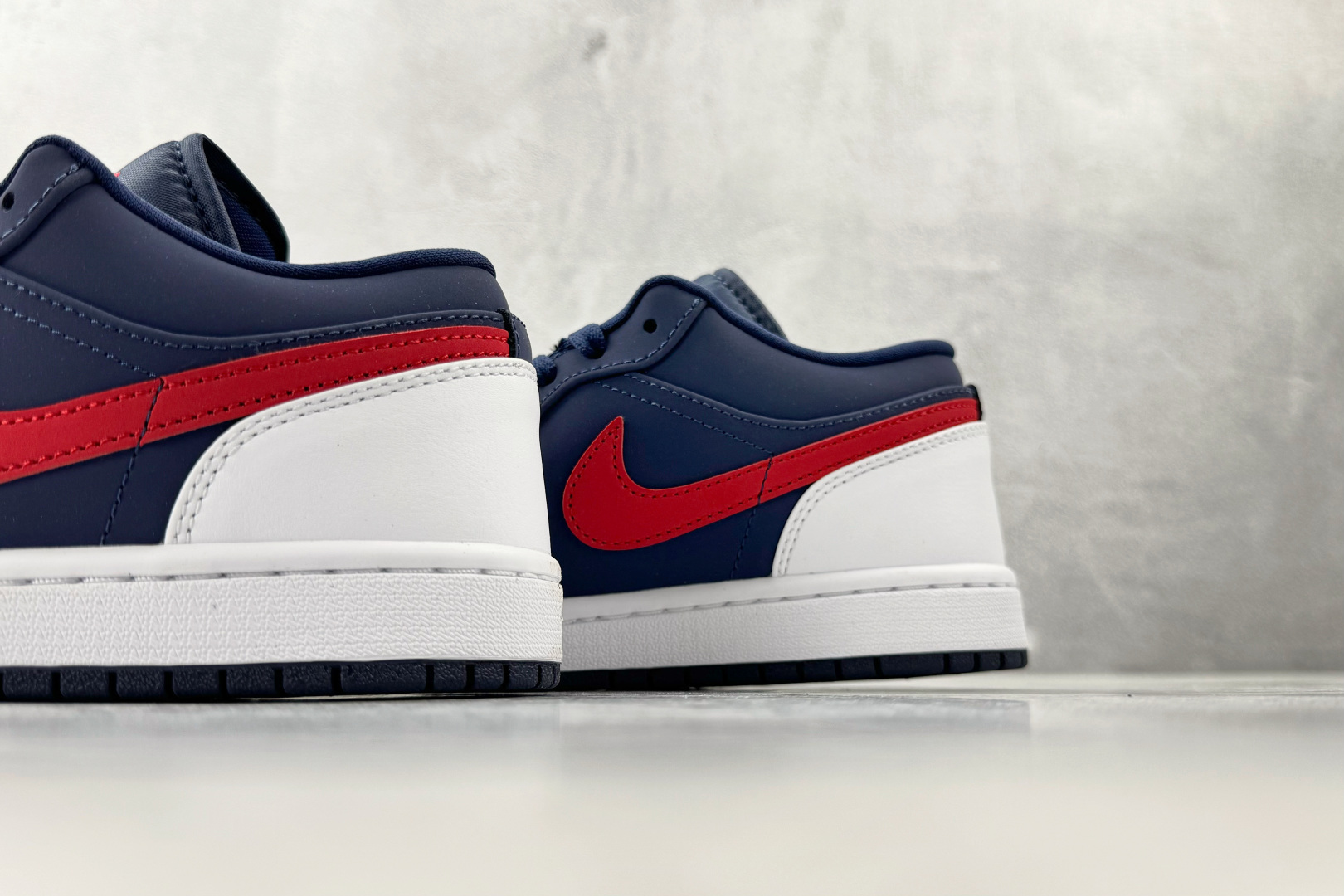 Jordan Air Jordan 1 low 爱国者 蓝红 CZ8454-400 Jordan Air Jordan 1 low 爱国者 蓝红 CZ8454-400