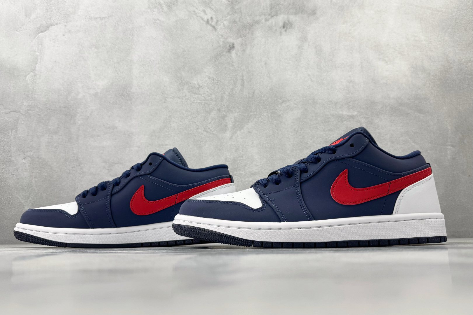 Jordan Air Jordan 1 low 爱国者 蓝红 CZ8454-400 Jordan Air Jordan 1 low 爱国者 蓝红 CZ8454-400