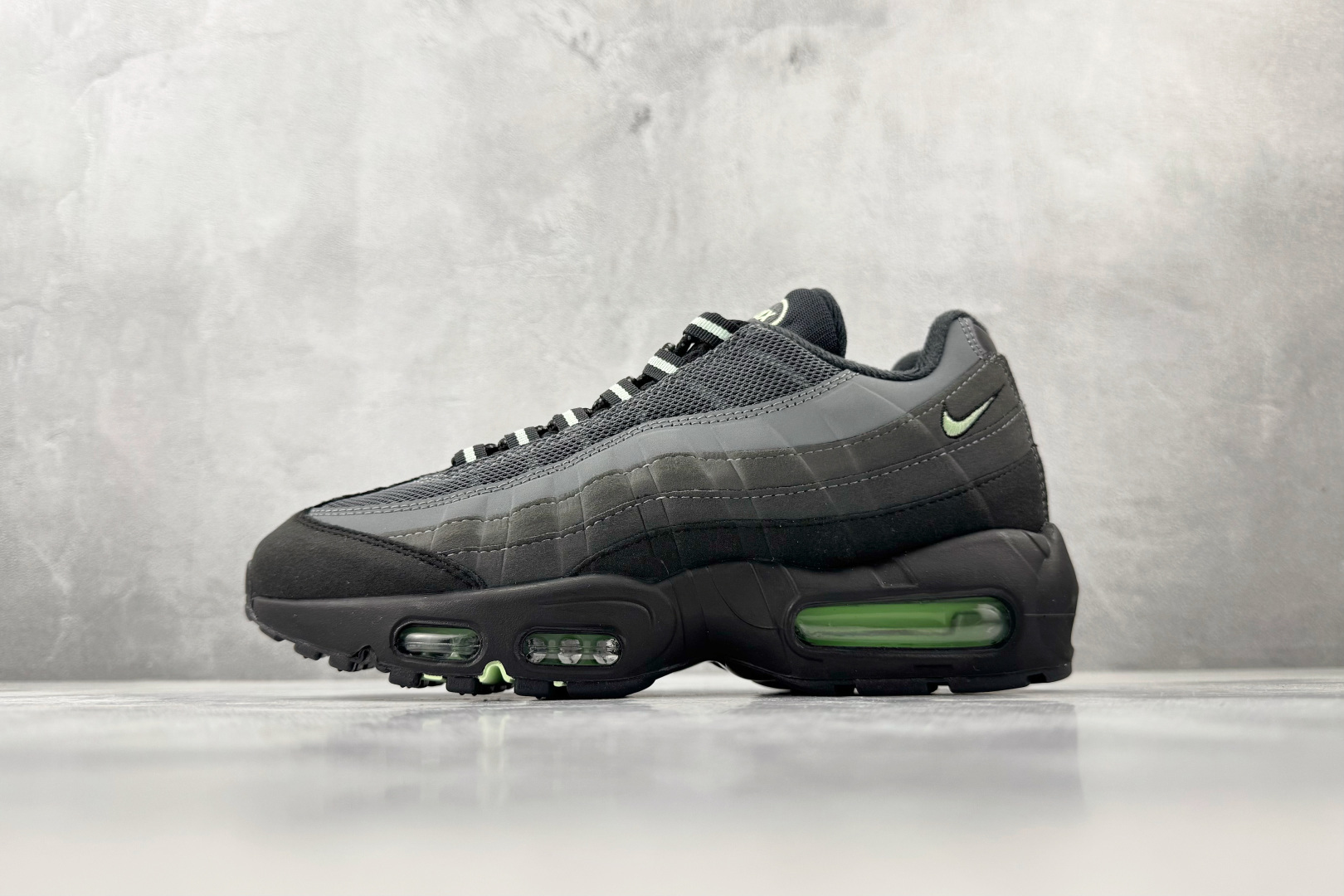 平台专供 Nike Air Max 95 灰黑 HM0622-001 平台专供 Nike Air Max 95 灰黑 HM0622-001