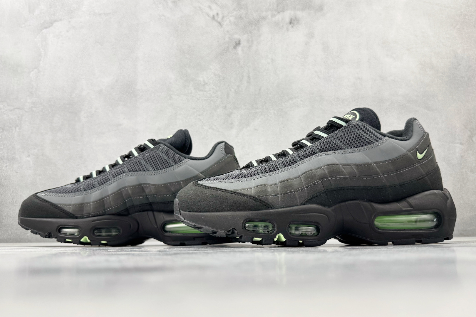 平台专供 Nike Air Max 95 灰黑 HM0622-001 平台专供 Nike Air Max 95 灰黑 HM0622-001