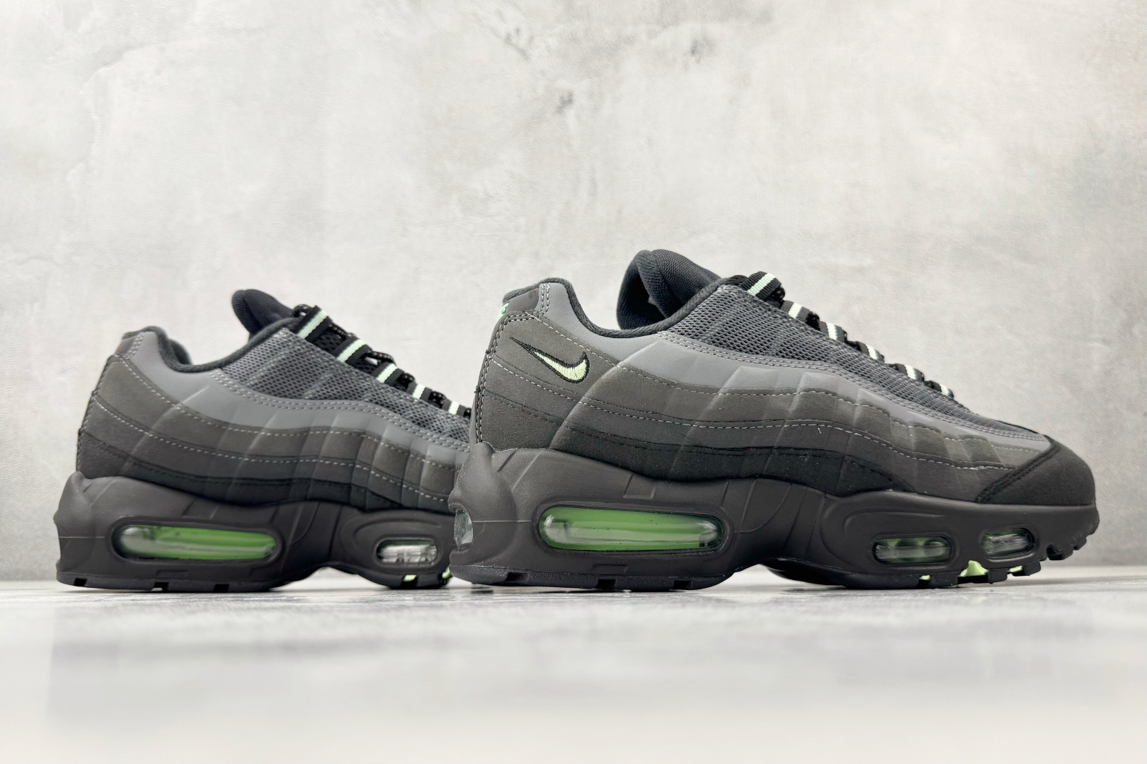 平台专供 Nike Air Max 95 灰黑 HM0622-001 平台专供 Nike Air Max 95 灰黑 HM0622-001