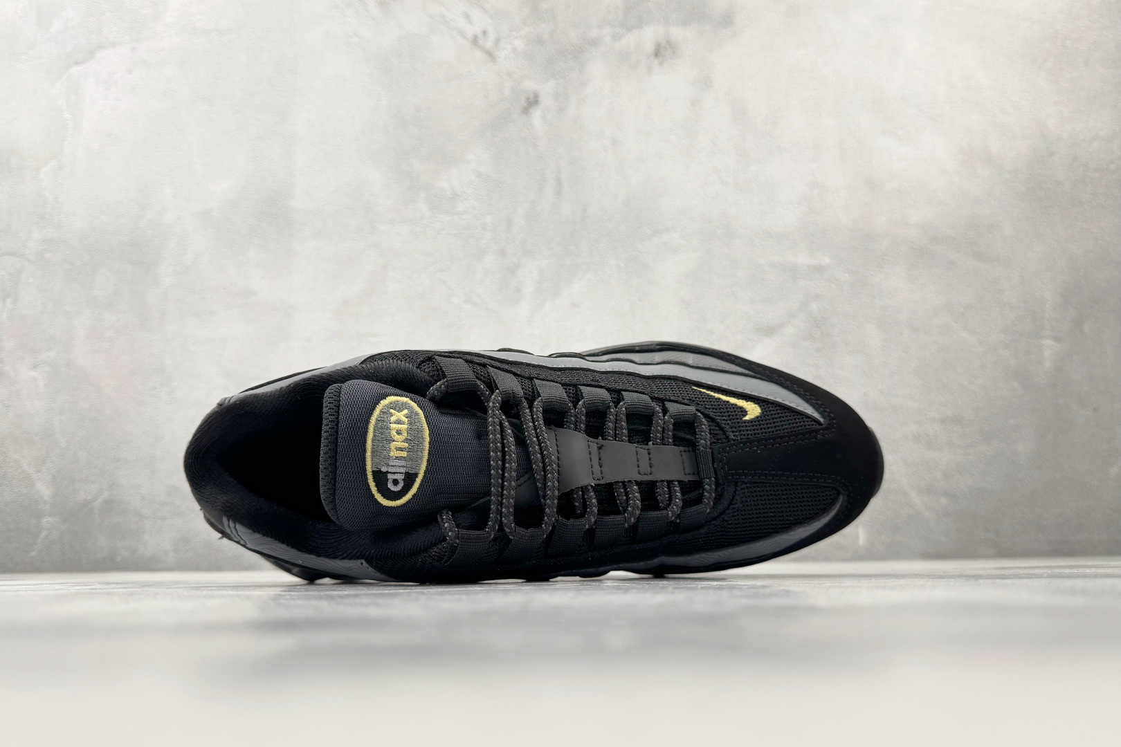平台专供 Nike Air Max 95 黑色 IB7682-002 平台专供 Nike Air Max 95 黑色 IB7682-002