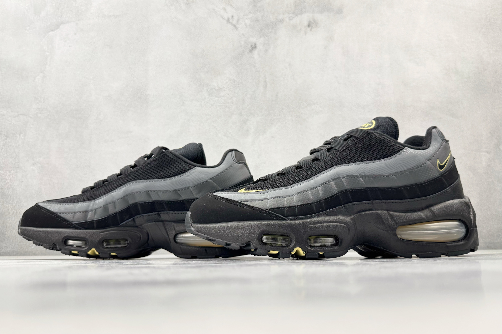 平台专供 Nike Air Max 95 黑色 IB7682-002 平台专供 Nike Air Max 95 黑色 IB7682-002